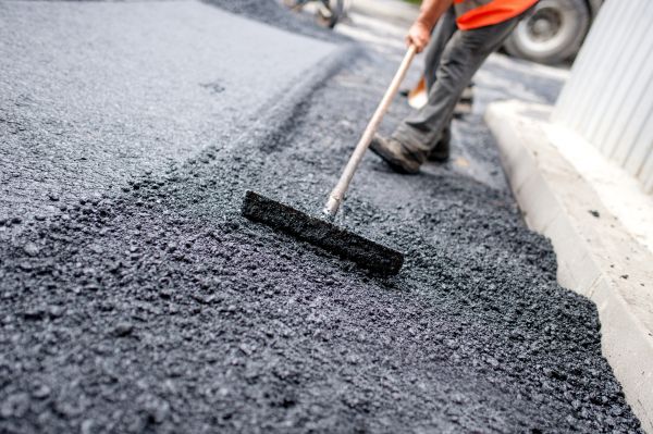 Cost of Chip And Seal Paving in Roseville