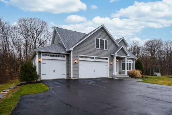 Cost of Driveway Asphalt Replacement in Roseville