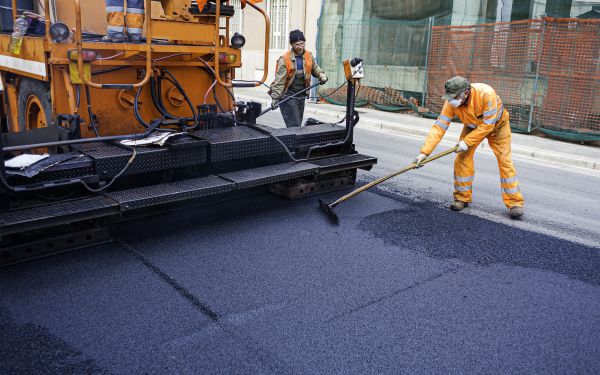 Cost of Asphalt Overlaying in Roseville