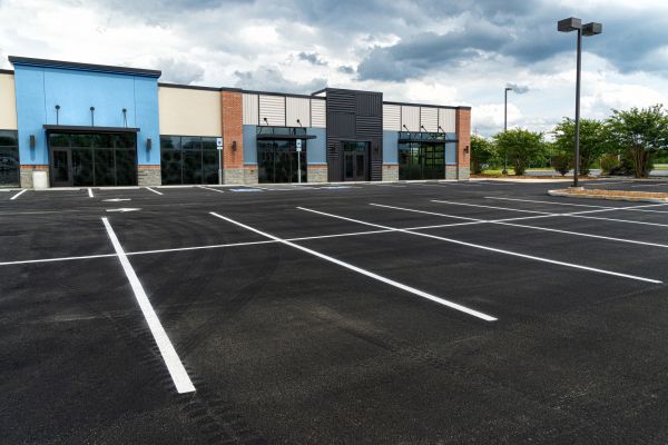 Parking Lot Blacktopping in Roseville