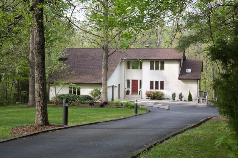 Blacktop Driveway Service